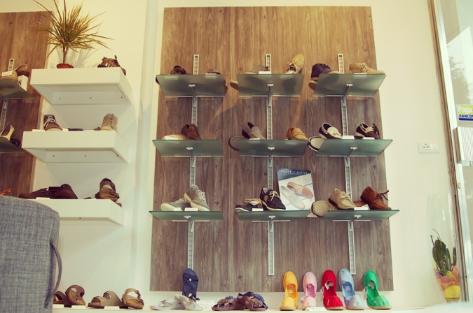 arredamento negozio calzature (2)